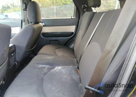 2010 Mercury Mariner из США, поврежденный, VIN 4M2CN8B71AKJ14810